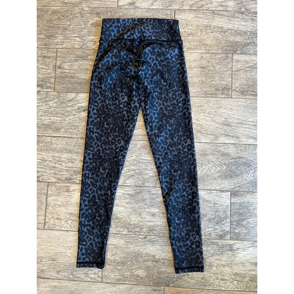 Zyia Active size 2 Leggings‎ Cheetah animal print stretch Scrunchy Yoga Pants - Picture 4 of 8